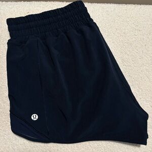 lululemon Hotty Hot HR Short 2.5”